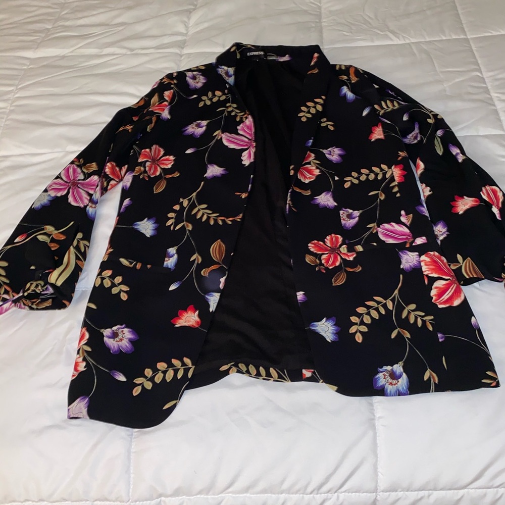 Floral print express blazer